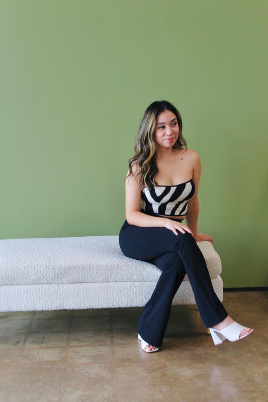 Knit Strapless Zebra Top